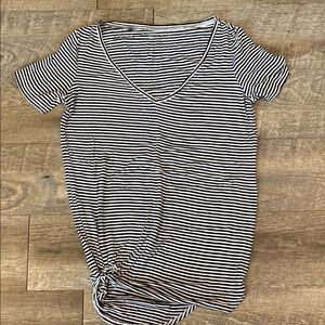 Mudd Black and White Striped V-Neck Tee